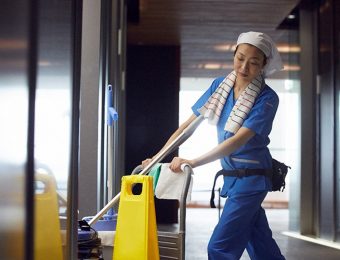 【清掃員の自社採用強化！】人手不足が深刻な清掃業務の自社採用を効率化させる方法とは？